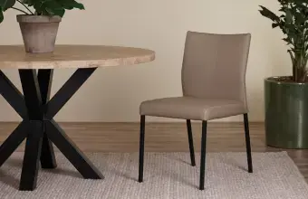 Set van 4 leren eetkamerstoelen