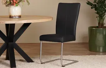 Leren eetkamerstoelen met sledepoot