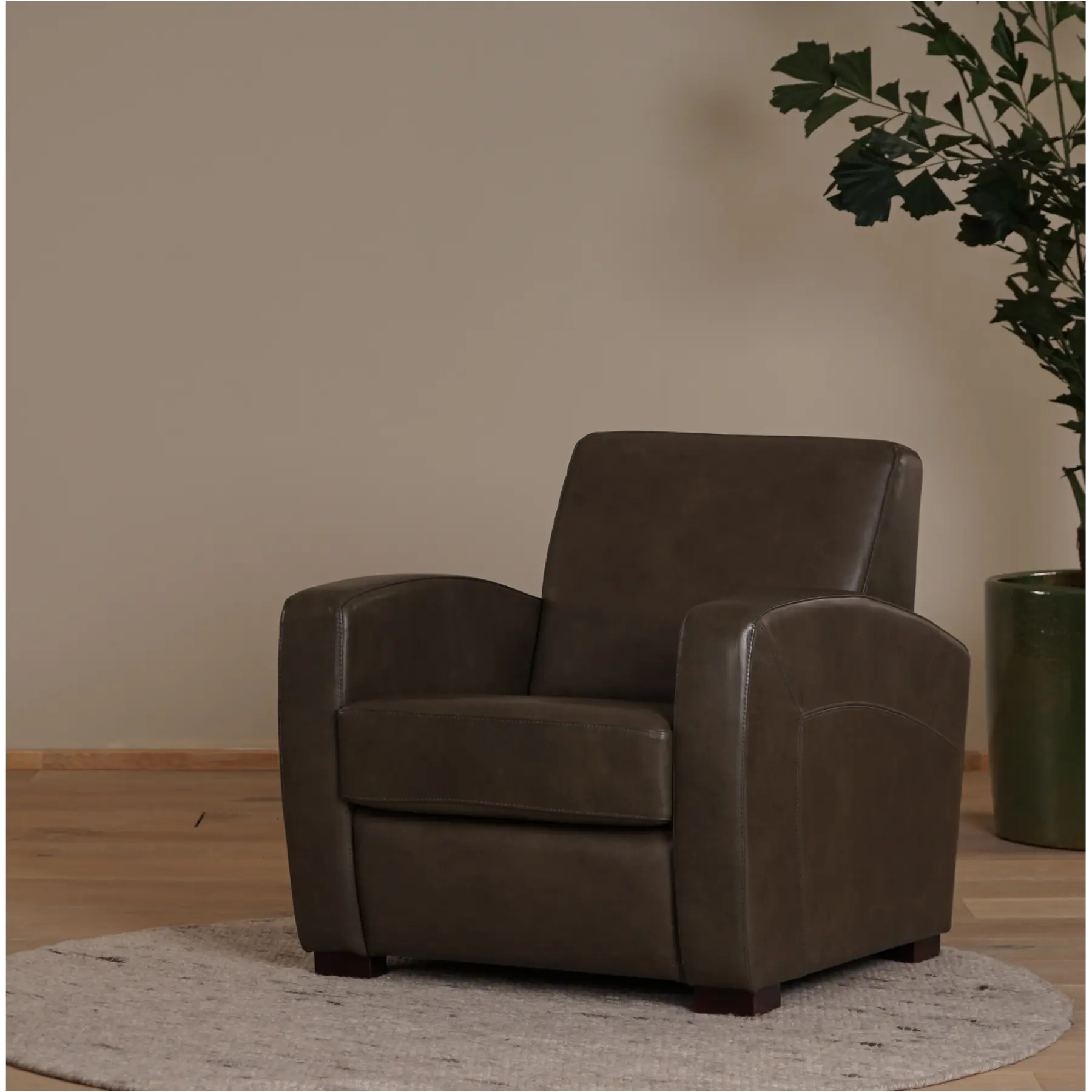afbeelding van Leren fauteuil Kindly - Granada leer Ash - Hout bruin