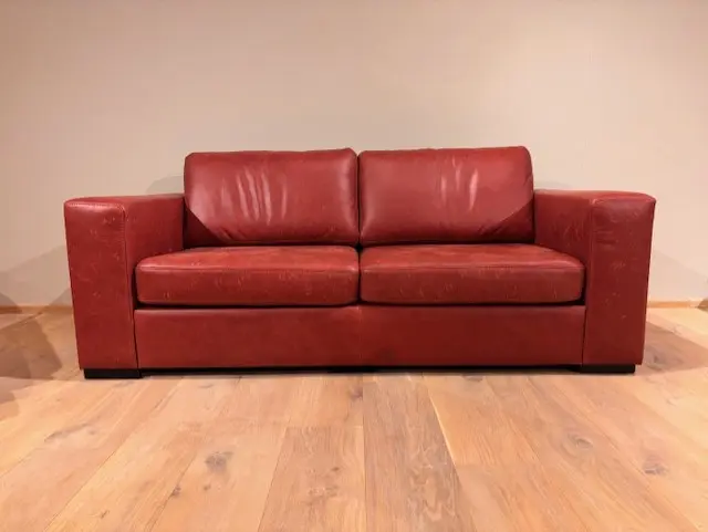 afbeelding van Leren bank Flow - 2,5 zits - Vintage Burgundy