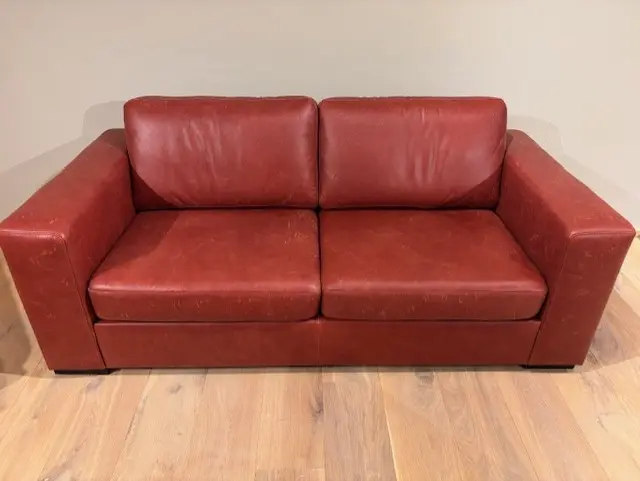 afbeelding van Leren bank Flow - 2,5 zits - Vintage Burgundy