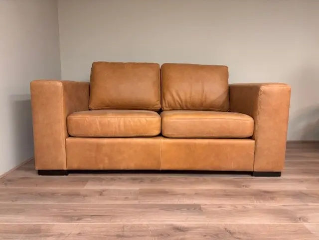 afbeelding van Leren bank Flow - 2 zits - Vintage Cognac
