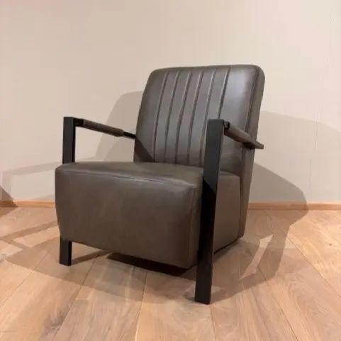 afbeelding van Leren fauteuil Honest, Granada leer Ash - Outlet