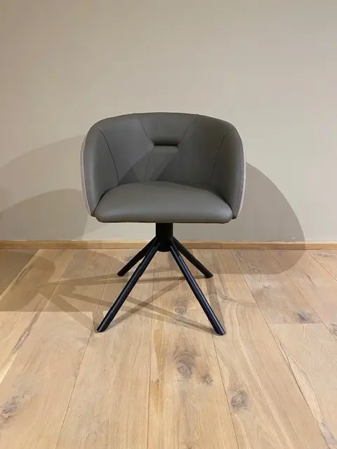 afbeelding van Leren eetkamerstoel Charm Duo - Kenia Lightgrey en Toledo Smog - Spinpoot