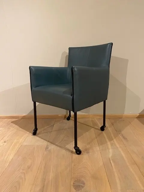 afbeelding van Leren eetkamerstoel More - Toledo Forrest