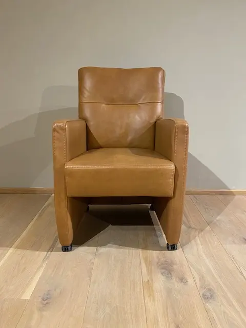 afbeelding van Leren eetkamerstoel Sharp - Granada Sahara