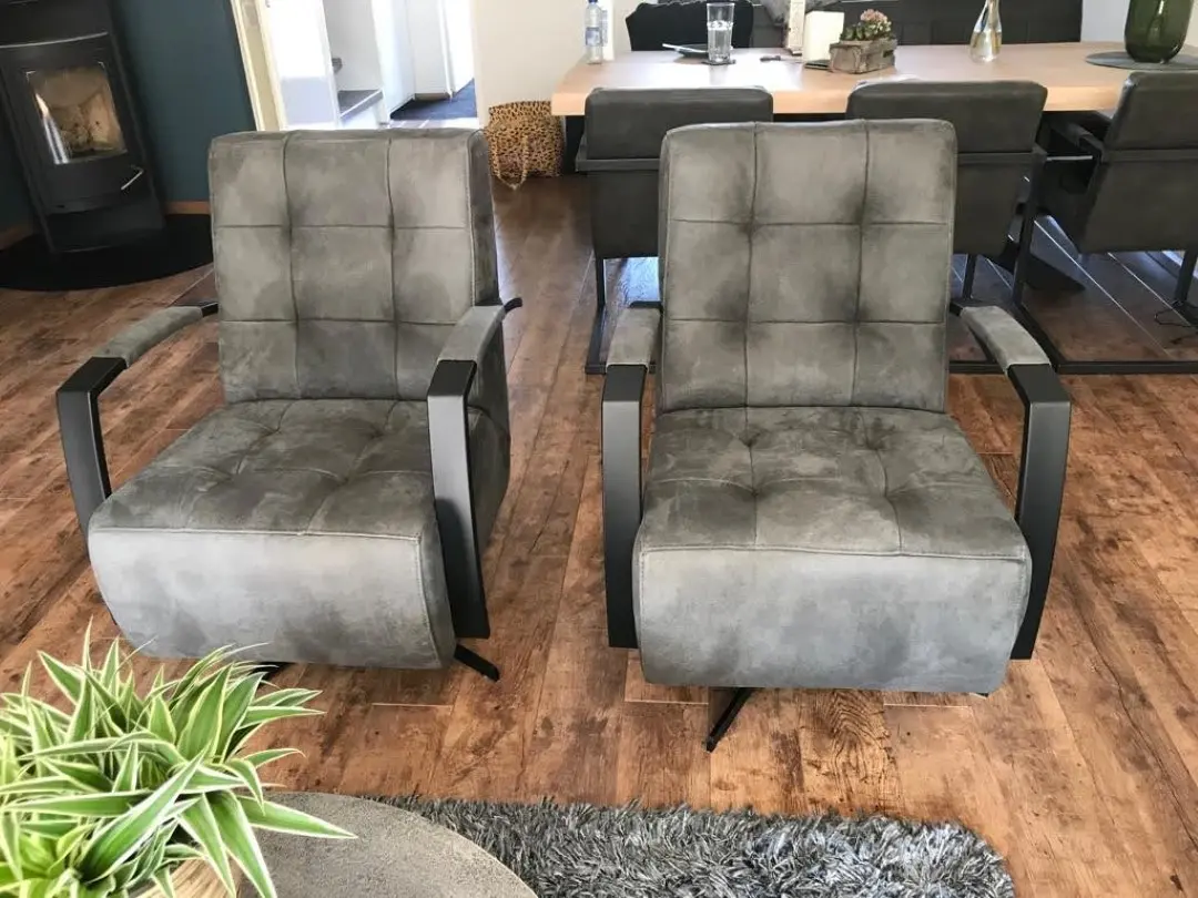 afbeelding van Set van 2 leren draaifauteuil met stalen frame en stervoet - grijs leer