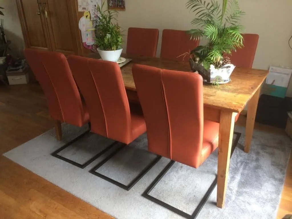 afbeelding van Set van 6 leren eetkamerstoelen - met sledepoot - bruin leer