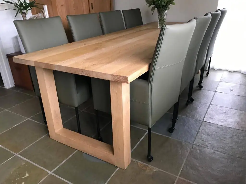 afbeelding van Set van 6 grijze leren eetkamerstoelen - met wieltjes en hoge rug - grijs leer