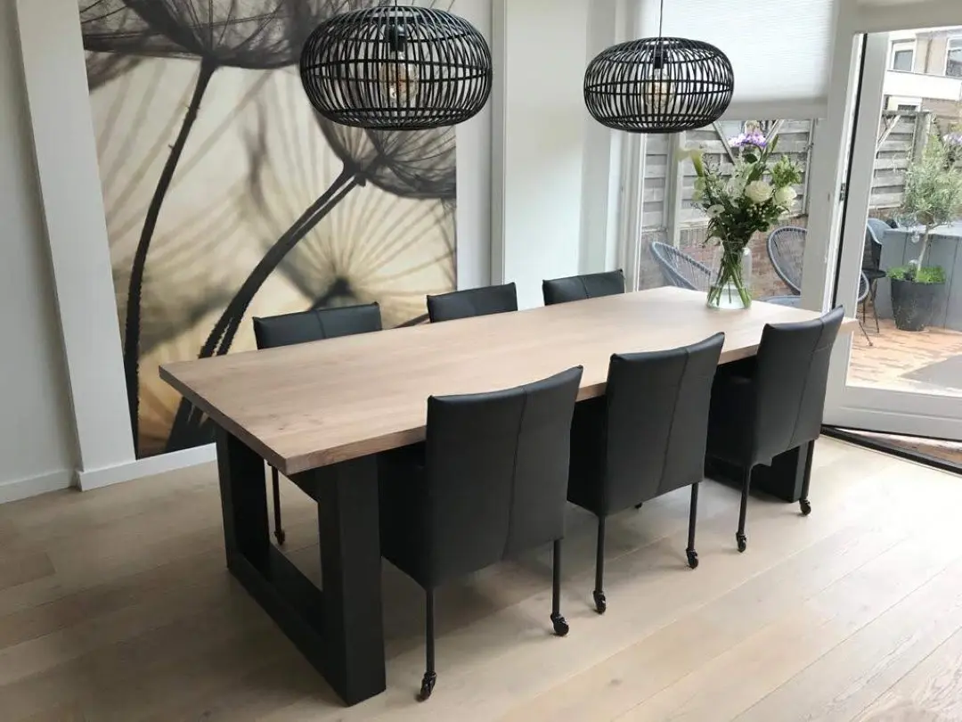 afbeelding van Set van 6 leren kuip eetkamerstoelen - met wieltjes - zwart leer