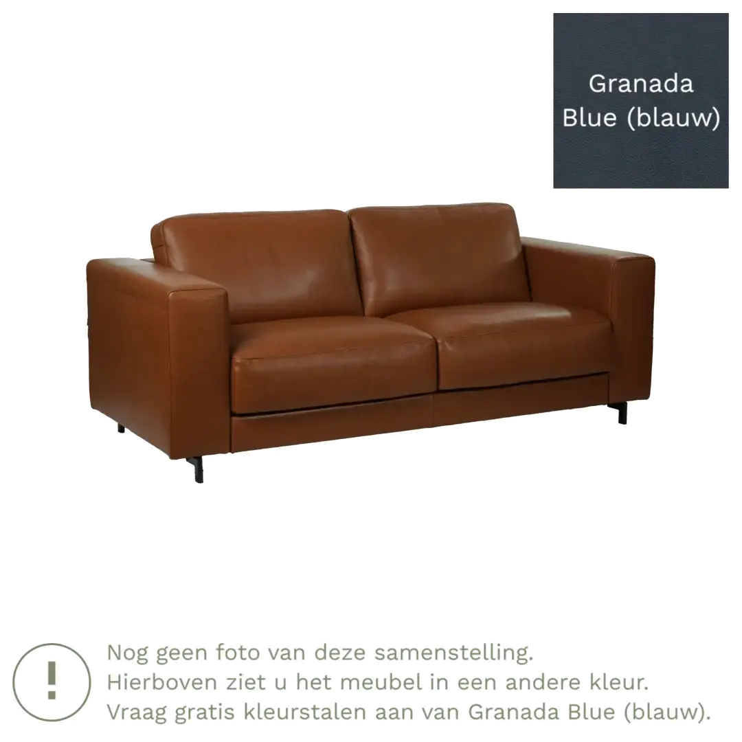 afbeelding van Leren bank Clear - 3 zits - Granada Blue (blauw) - Poten hout bruin
