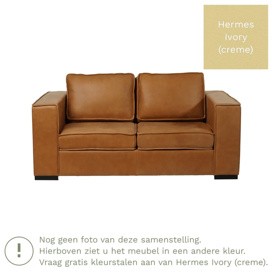 afbeelding van Leren bank Fine - 2 zits - Hermes Ivory (crème) - Poten hout bruin