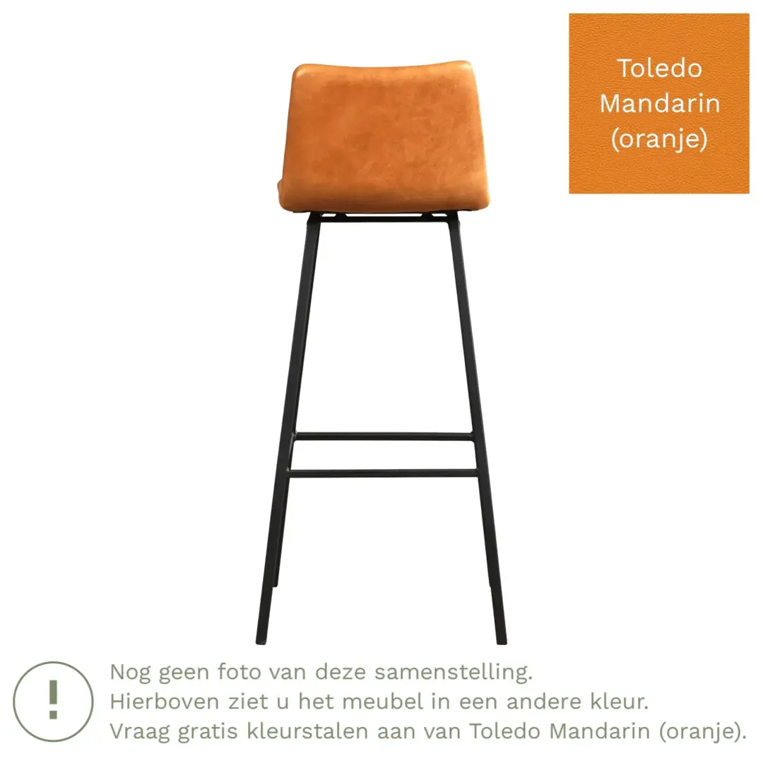 afbeelding van Leren barkruk Catch hoog - Toledo Mandarin (oranje) - Poten staal vierkant zwart