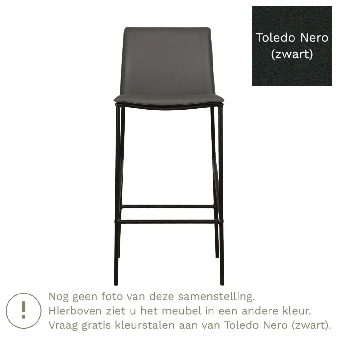 afbeelding van Leren barkruk hoog Favor - Toledo Nero (zwart) - poten staal rond zwart
