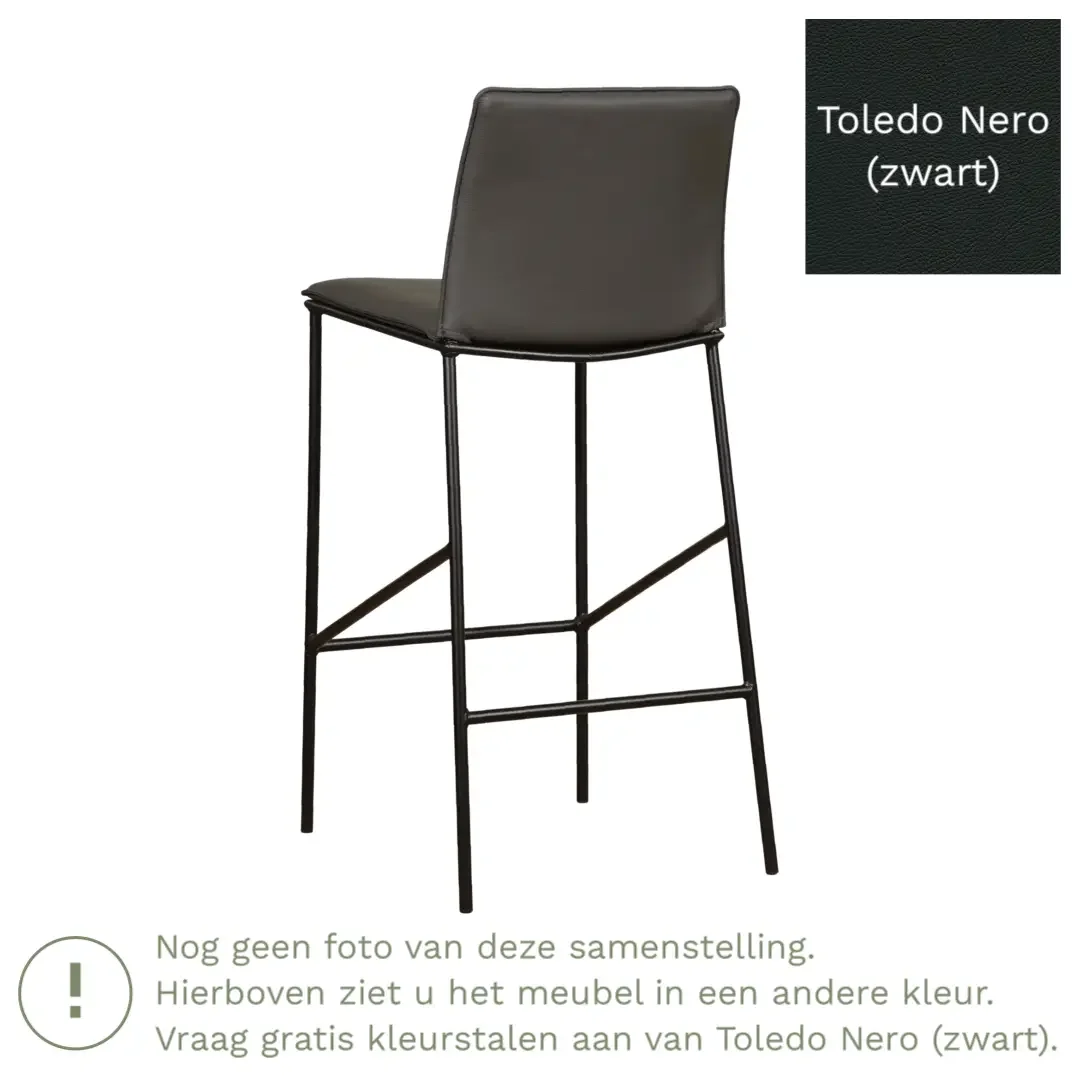 afbeelding van Leren barkruk hoog Favor - Toledo Nero (zwart) - poten staal rond zwart