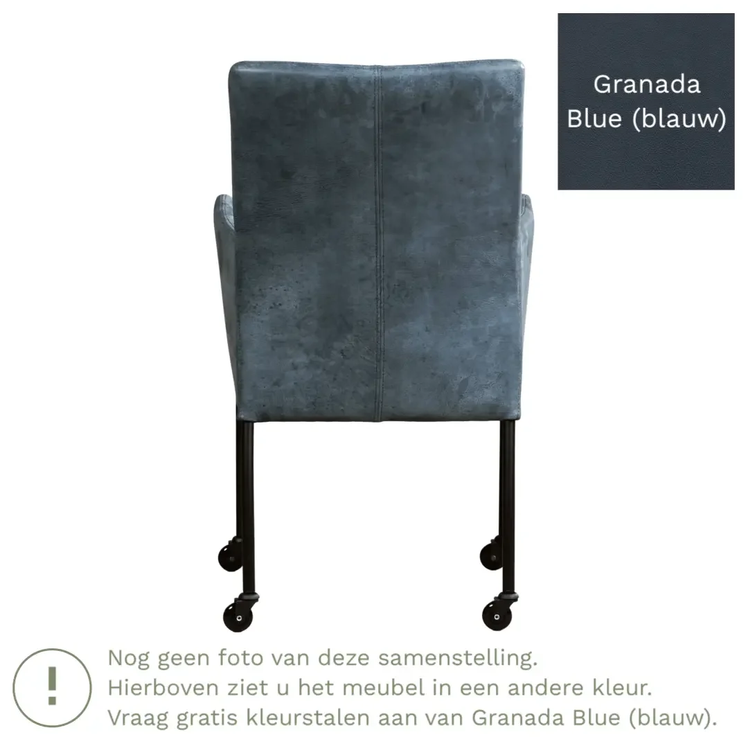 afbeelding van Leren eetkamerstoel Comfort met wieltjes en armleuning - Granada Blue (blauw) - Poten staal vierkant RVS