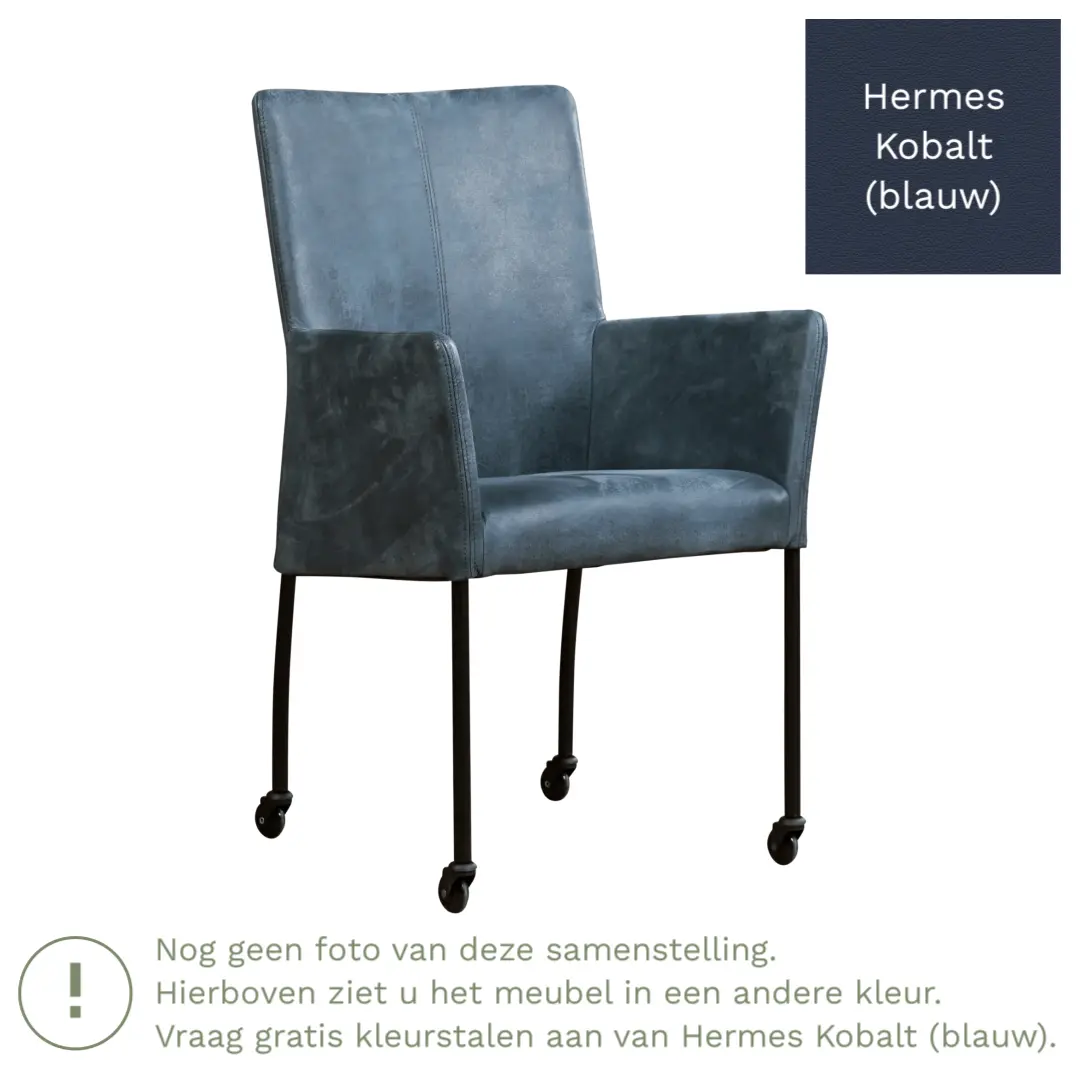afbeelding van Leren eetkamerstoel Comfort met wieltjes en armleuning - Hermes Kobalt (blauw) - Poten staal vierkant zwart