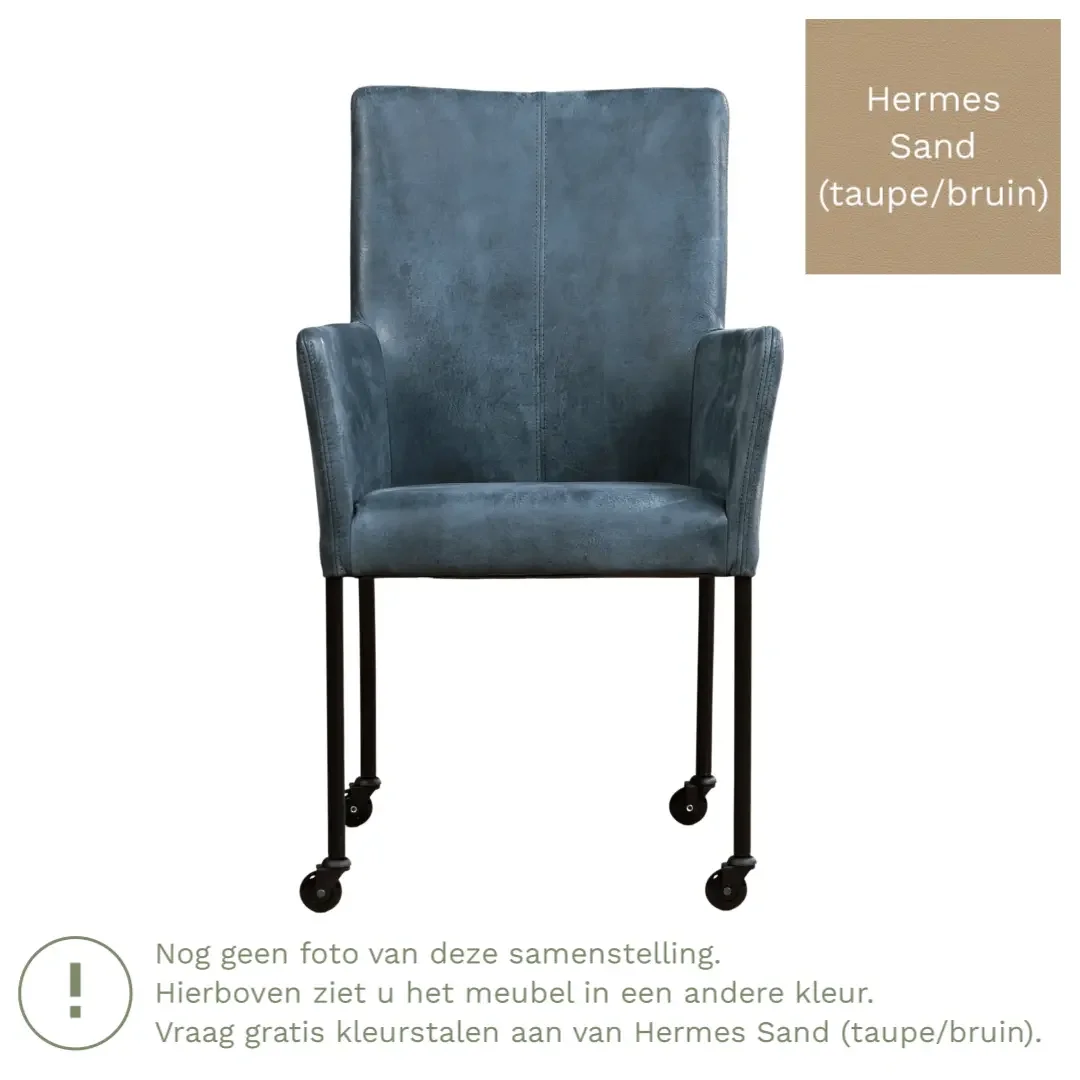 afbeelding van Leren eetkamerstoel Comfort met wieltjes en armleuning - Hermes Sand (taupe/bruin) - Poten staal rond zwart
