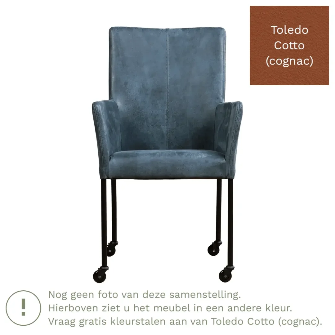 afbeelding van Leren eetkamerstoel Comfort met wieltjes en armleuning - Toledo Cotto (cognac) - Poten staal rond zwart