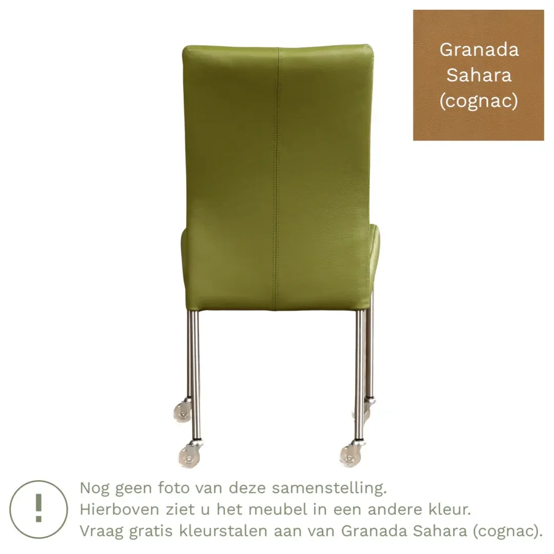 afbeelding van Leren eetkamerstoel Comfort met wieltjes - Granada Sahara (cognac) - Poten staal vierkant zwart