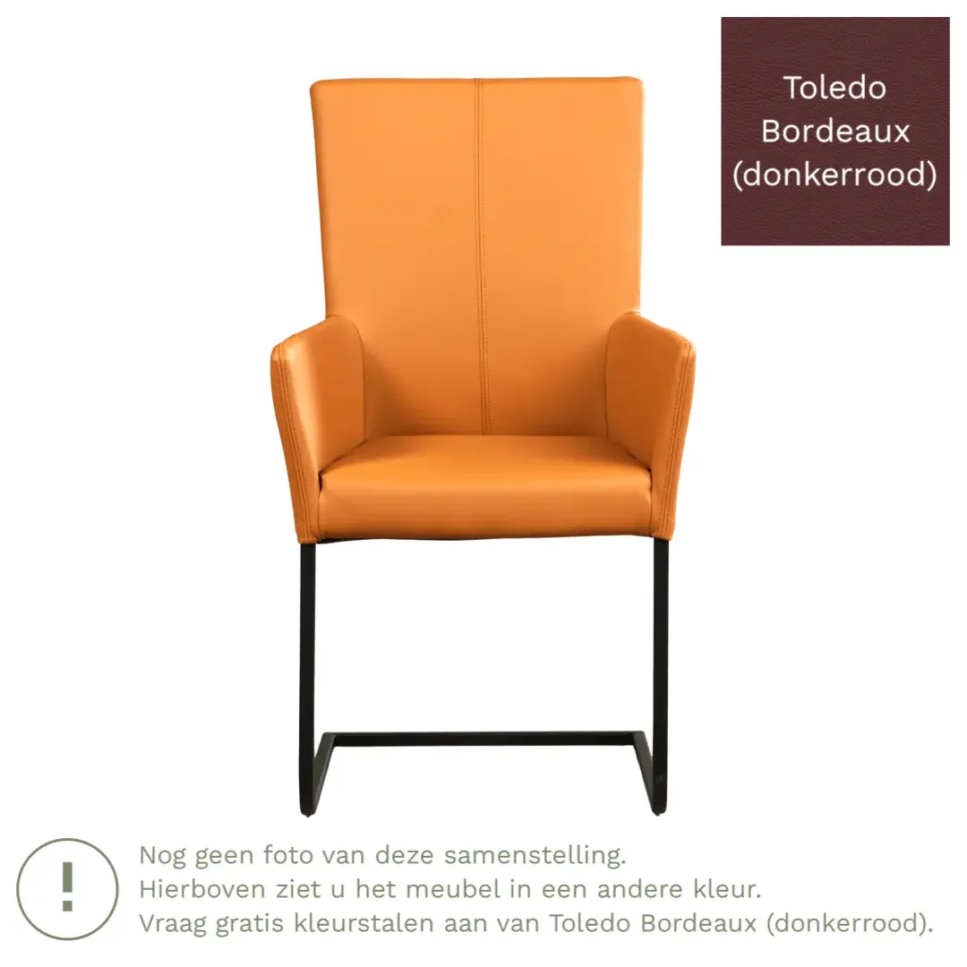 afbeelding van Leren eetkamerstoel Dare met armleuning - Toledo Bordeaux (donkerrood) - Sledepoot staal vierkant zwart
