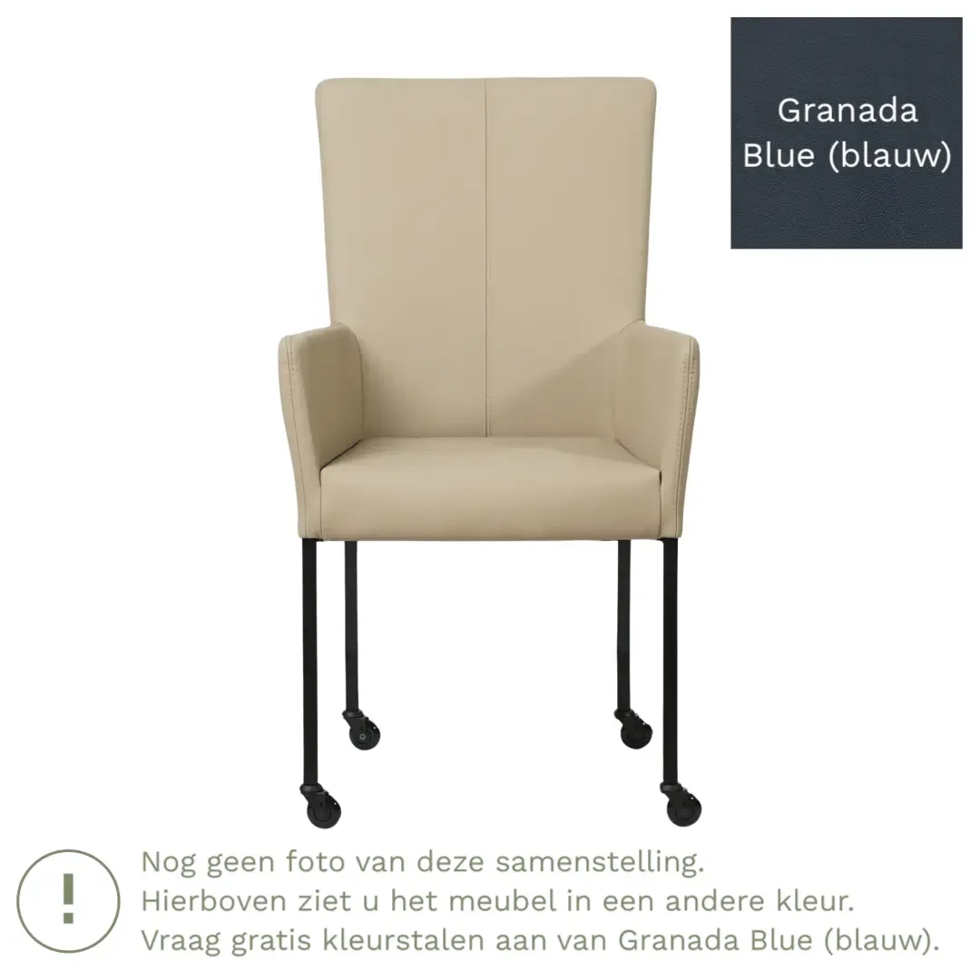 afbeelding van Leren eetkamerstoel Deal met armleuning - Granada Blue (blauw) - Poten staal vierkant RVS