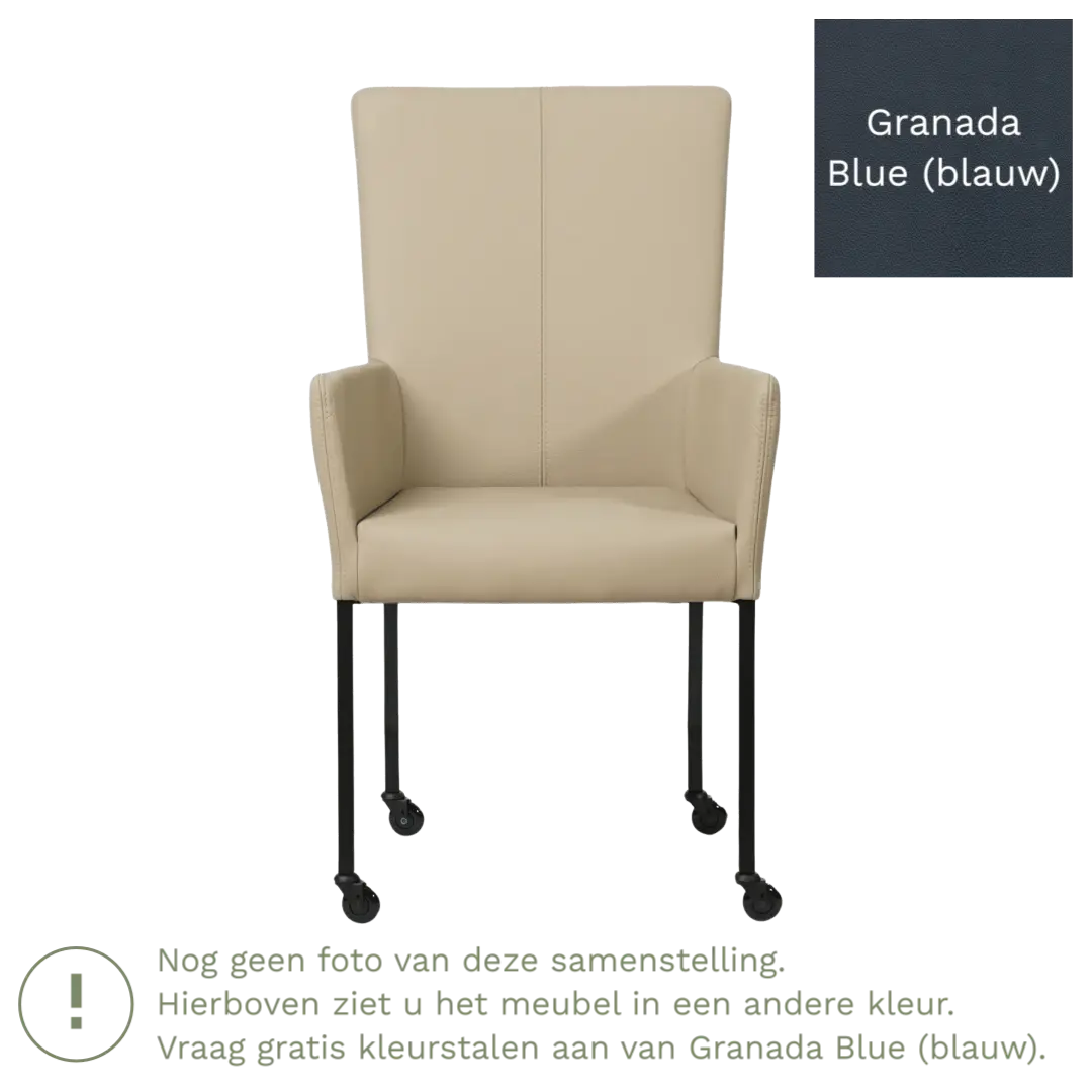 afbeelding van Leren eetkamerstoel Deal met armleuning - Granada Blue (blauw) - Poten staal vierkant zwart