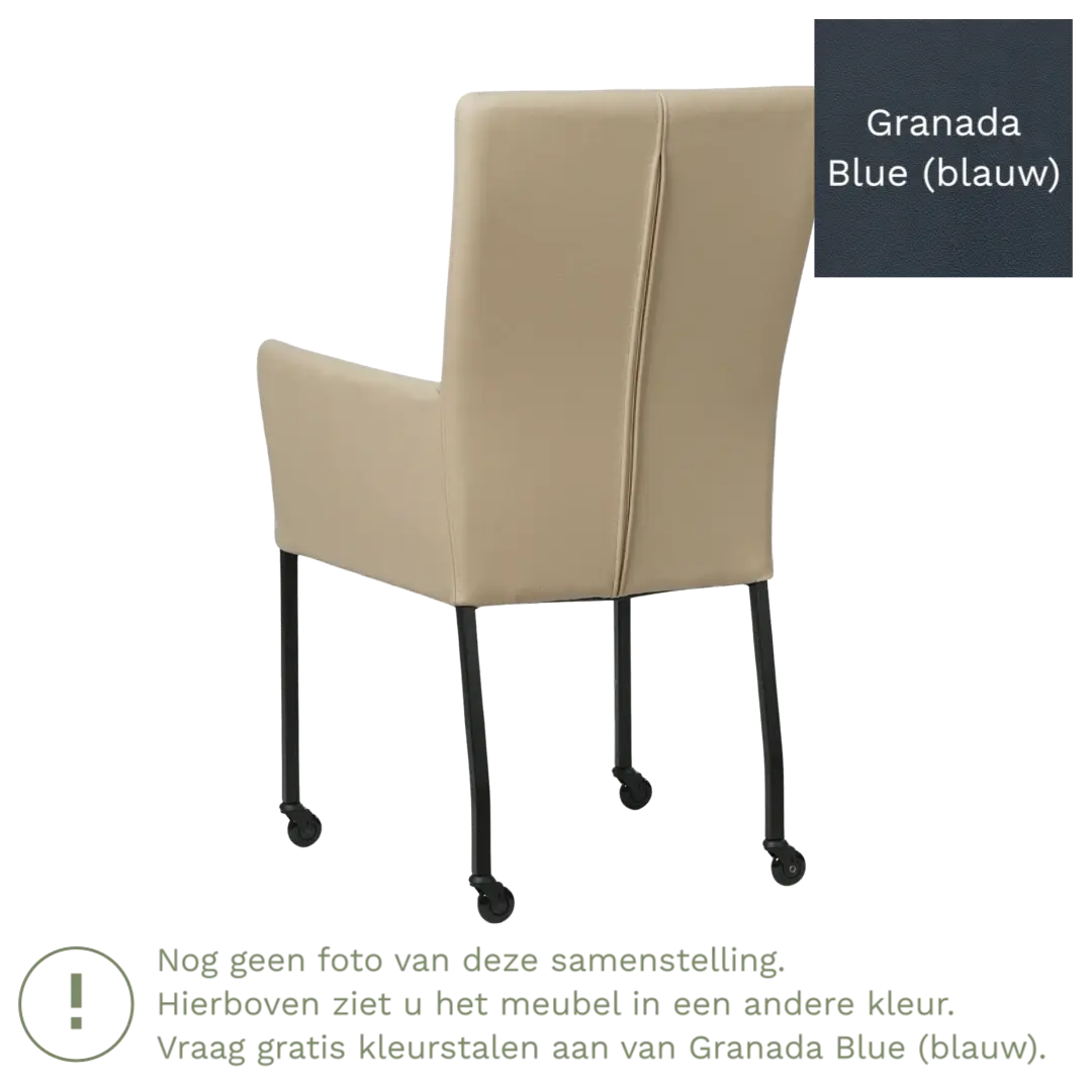 afbeelding van Leren eetkamerstoel Deal met armleuning - Granada Blue (blauw) - Poten staal vierkant zwart