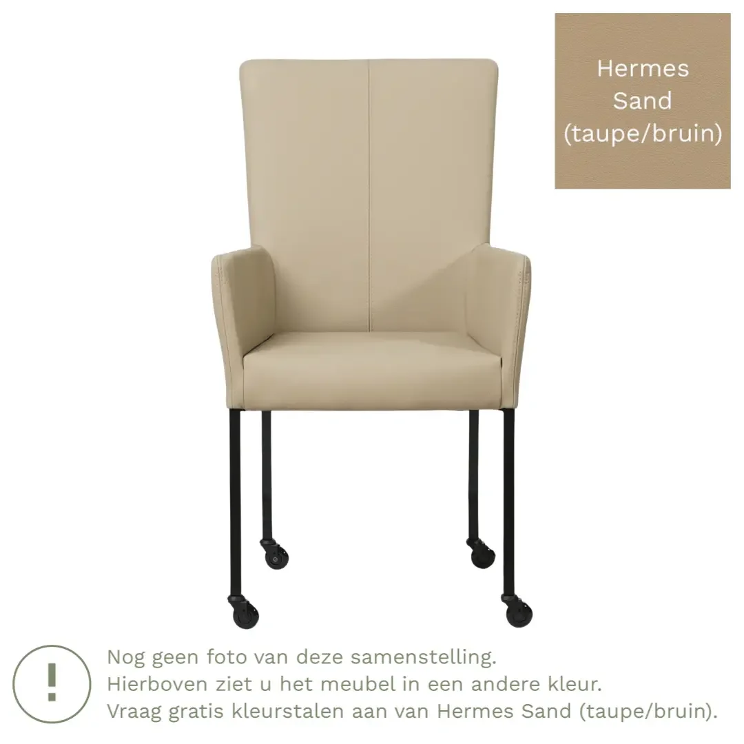 afbeelding van Leren eetkamerstoel Deal met armleuning - Hermes Sand (taupe/bruin) - Poten staal vierkant zwart