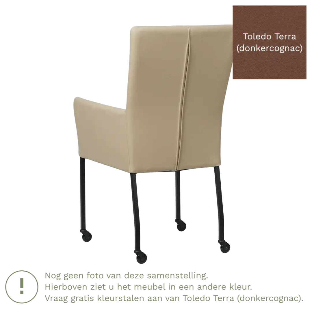 afbeelding van Leren eetkamerstoel Deal met armleuning - Toledo Terra (donkercognac) - Poten staal vierkant zwart