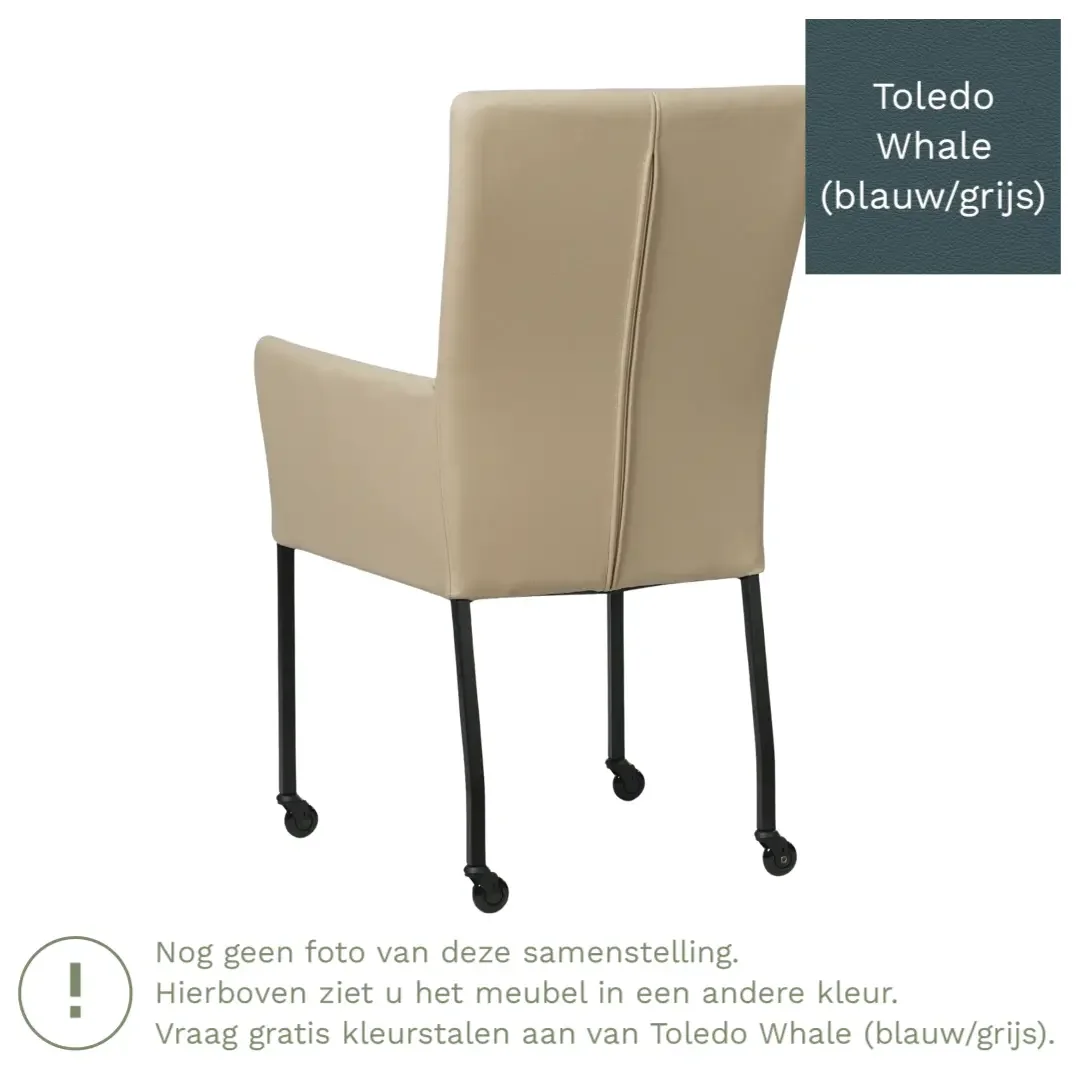 afbeelding van Leren eetkamerstoel Deal met armleuning - Toledo Whale (blauw/grijs) - Poten staal vierkant zwart
