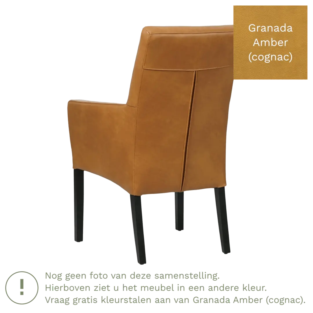 afbeelding van Leren eetkamerstoel Just met armleuning - Granada Amber (cognac) - Poten hout zwart
