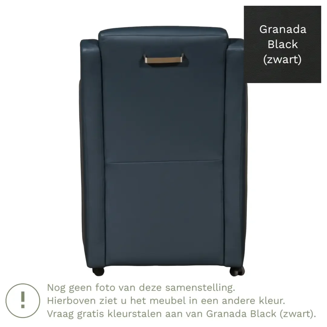 afbeelding van Leren eetkamerstoel Mass - Granada Black (zwart) - Met handgreep RVS