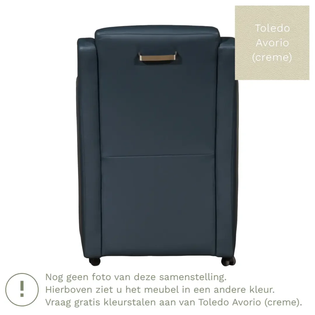 afbeelding van Leren eetkamerstoel Mass - Toledo Avorio (crème) - Met handgreep RVS
