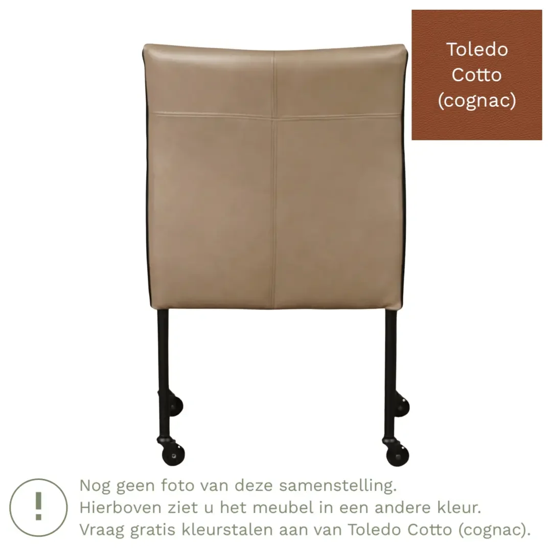 afbeelding van Leren eetkamerstoel More - Toledo Cotto (cognac) - Poten staal rond RVS