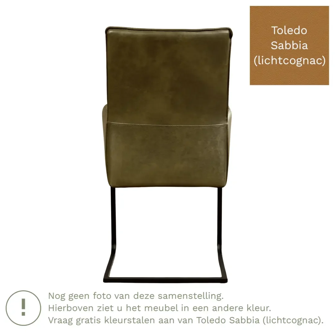 afbeelding van Leren eetkamerstoel Ruler - Toledo Sabbia (lichtcognac) - Sledepoot staal vierkant zwart