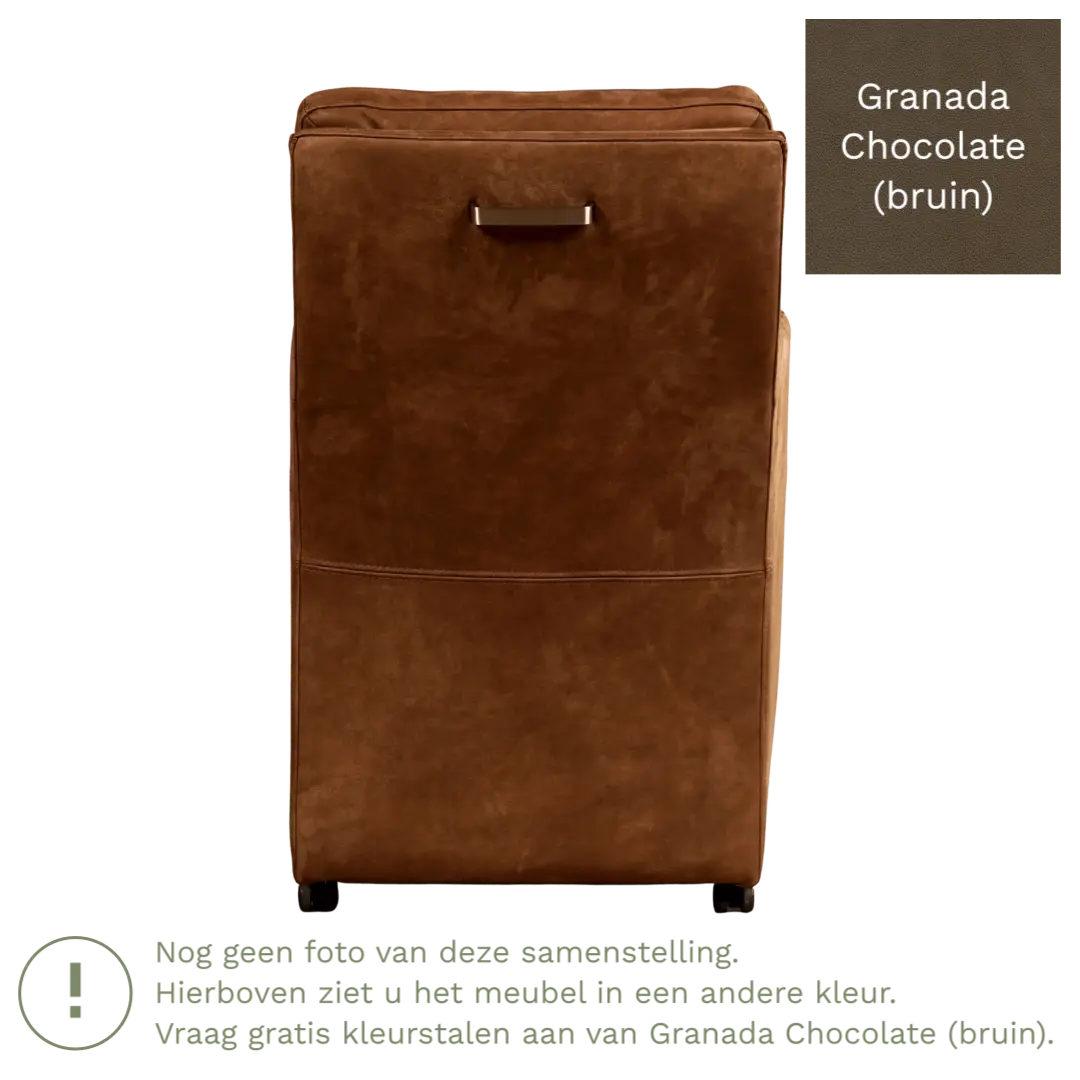 afbeelding van Leren eetkamerstoel Sharp - Granada Chocolate (bruin) - Met handgreep RVS