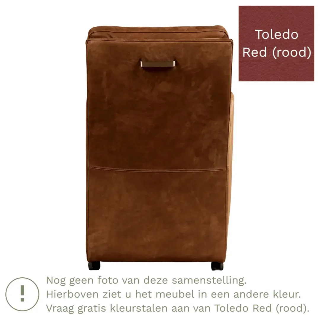 afbeelding van Leren eetkamerstoel Sharp - Toledo Red (rood) - Met handgreep RVS