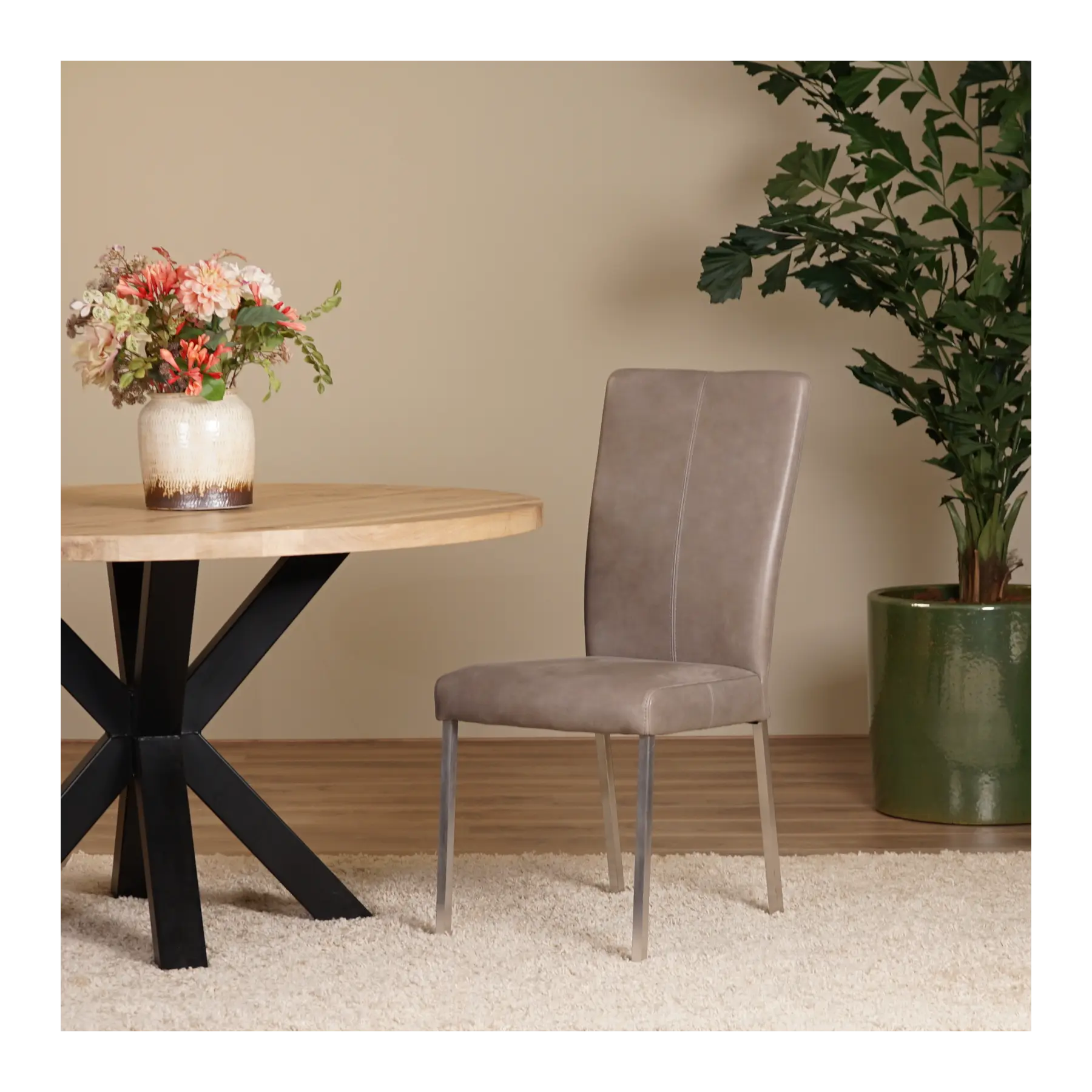 afbeelding van Leren eetkamerstoel Daily