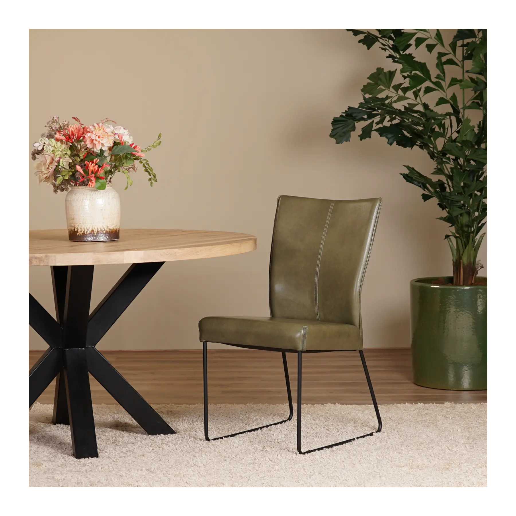 afbeelding van Leren eetkamerstoel Mate