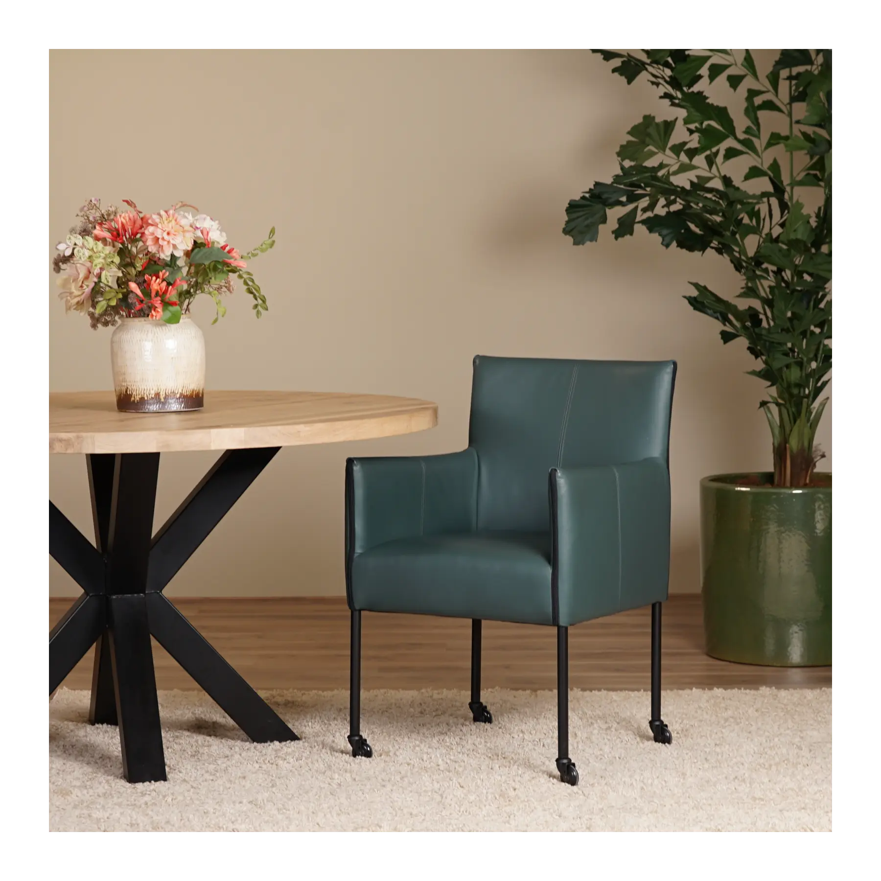 afbeelding van Leren eetkamerstoel More