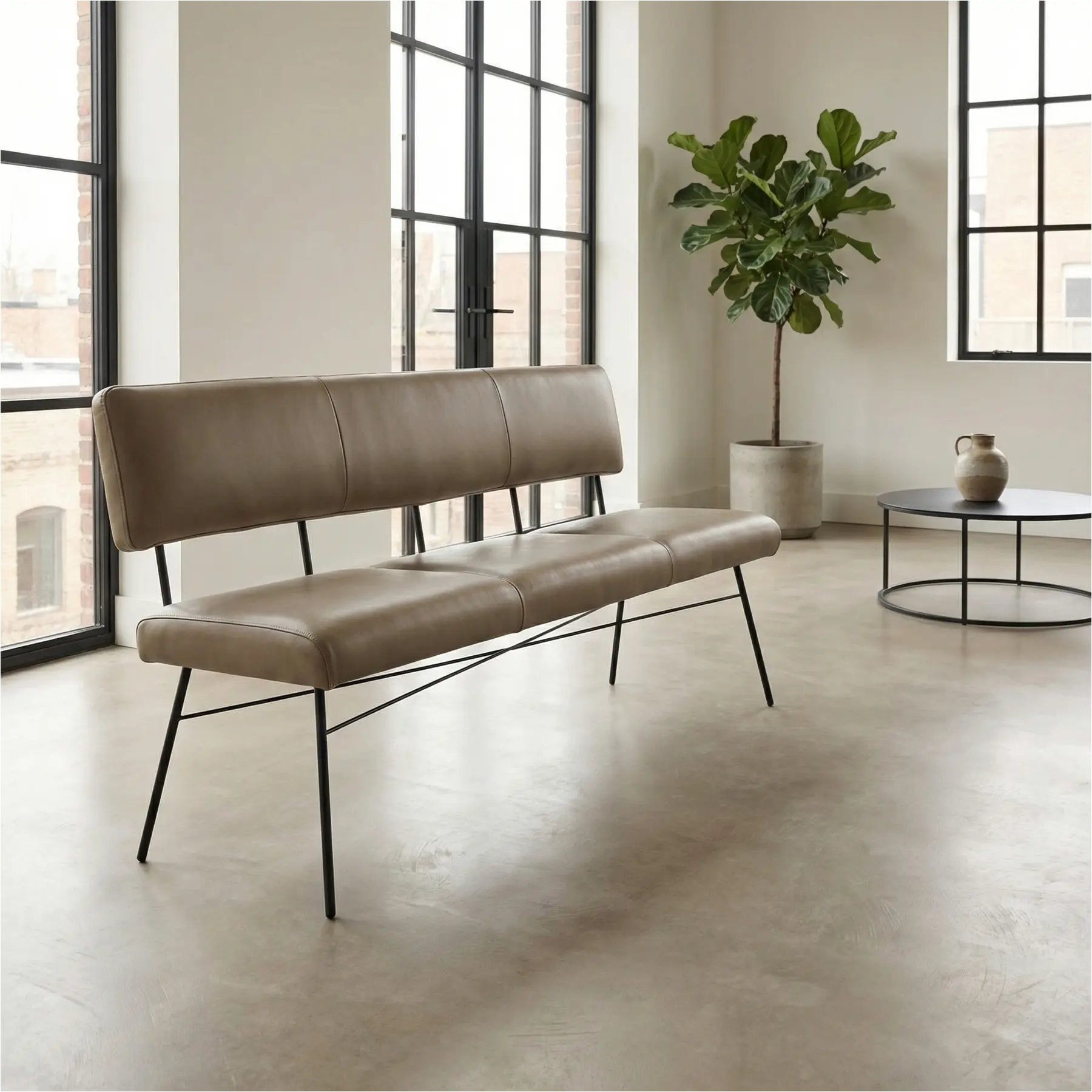 afbeelding van Leren eetkamerbank Solid - Granada Taupe (taupe/bruin) - Poten staal rond zwart