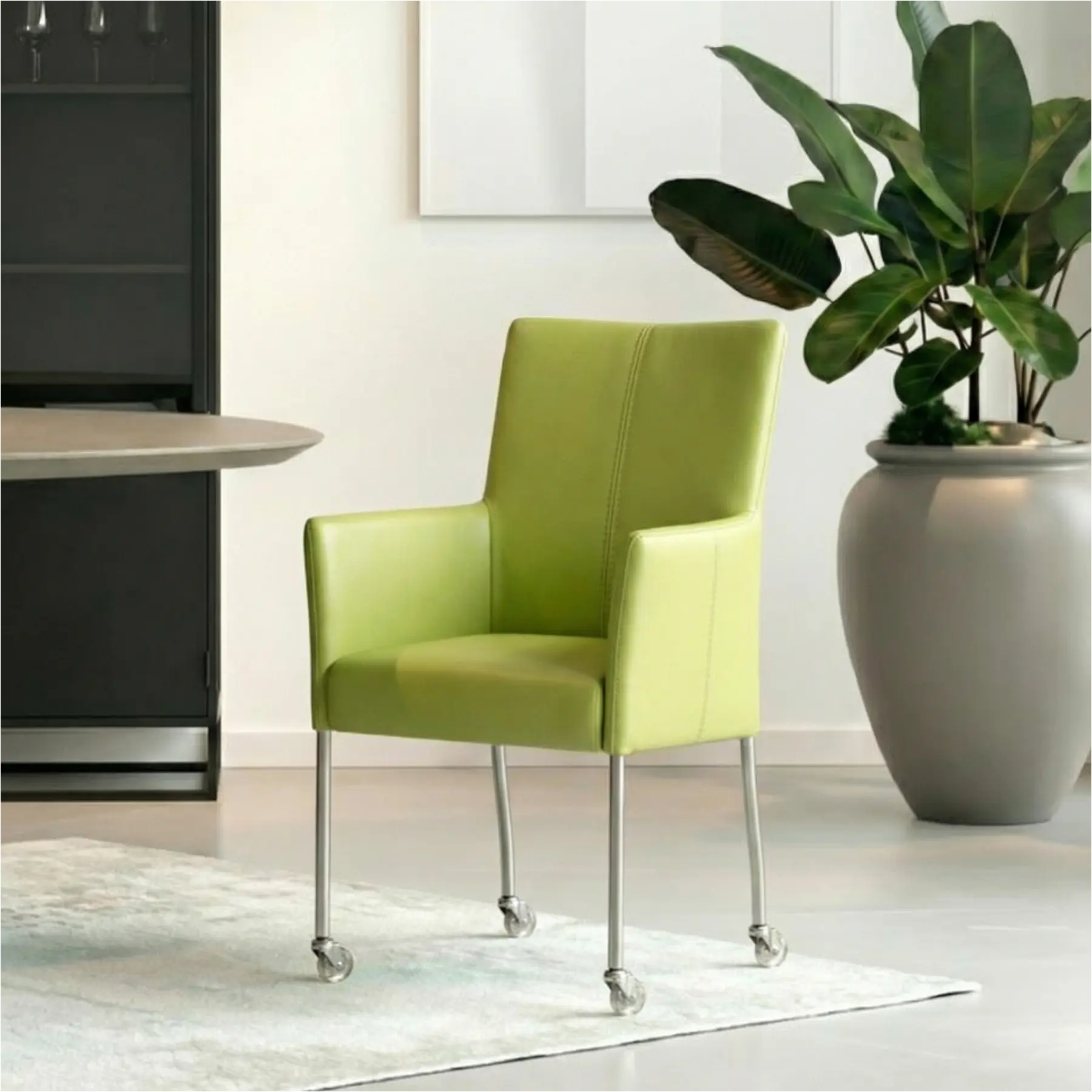 afbeelding van Leren eetkamerstoel Comfort met wieltjes - Toledo Lime (felgroen) - Poten staal rond RVS