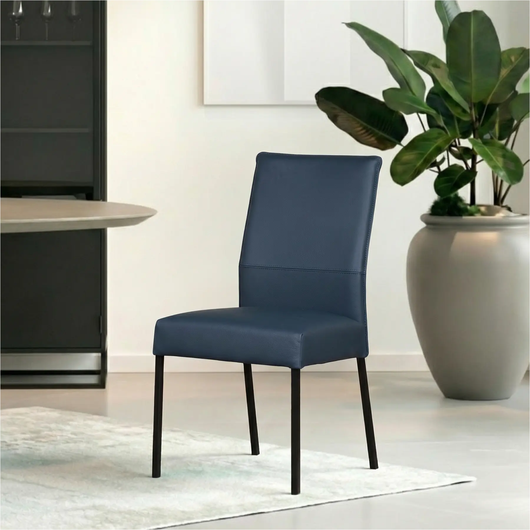 afbeelding van Leren eetkamerstoel Real - Toledo Marine (blauw) - Poten staal vierkant zwart