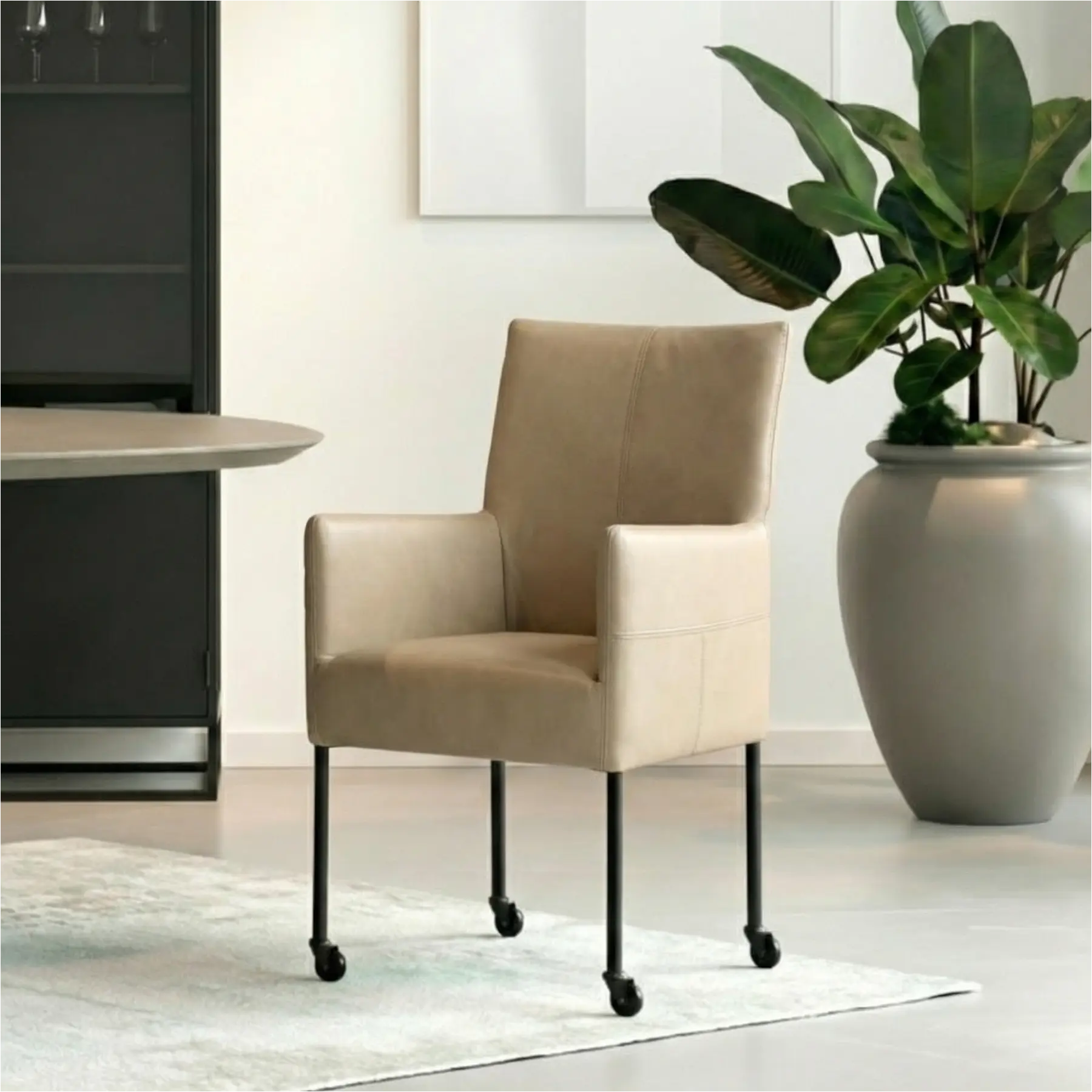 afbeelding van Leren eetkamerstoel Spark - Granada Taupe (taupe/bruin) - Poten staal rond zwart