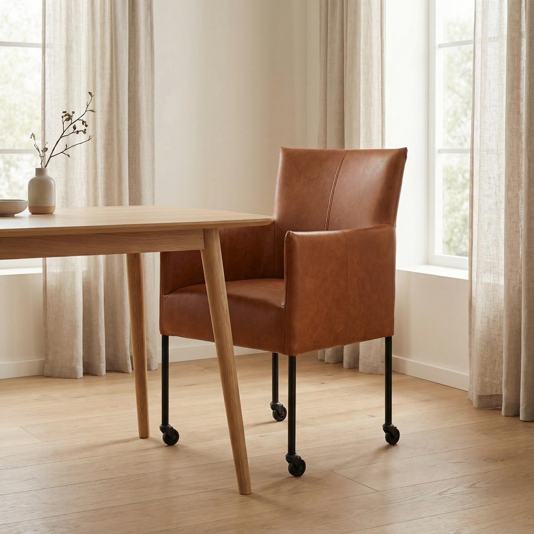 afbeelding van Leren eetkamerstoel Desire