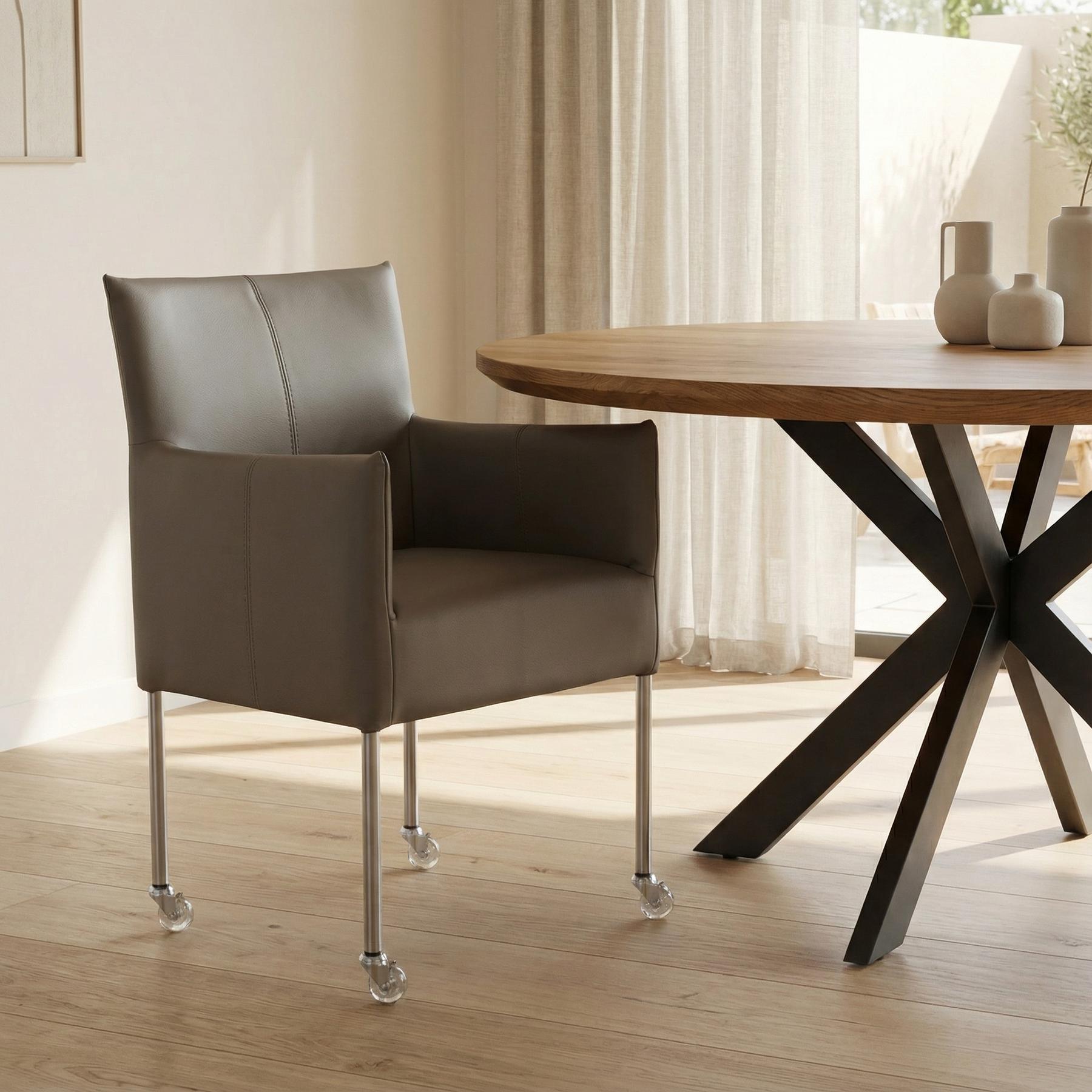 afbeelding van Leren eetkamerstoel Desire - Toledo Smog (grijs) - Poten staal rond RVS