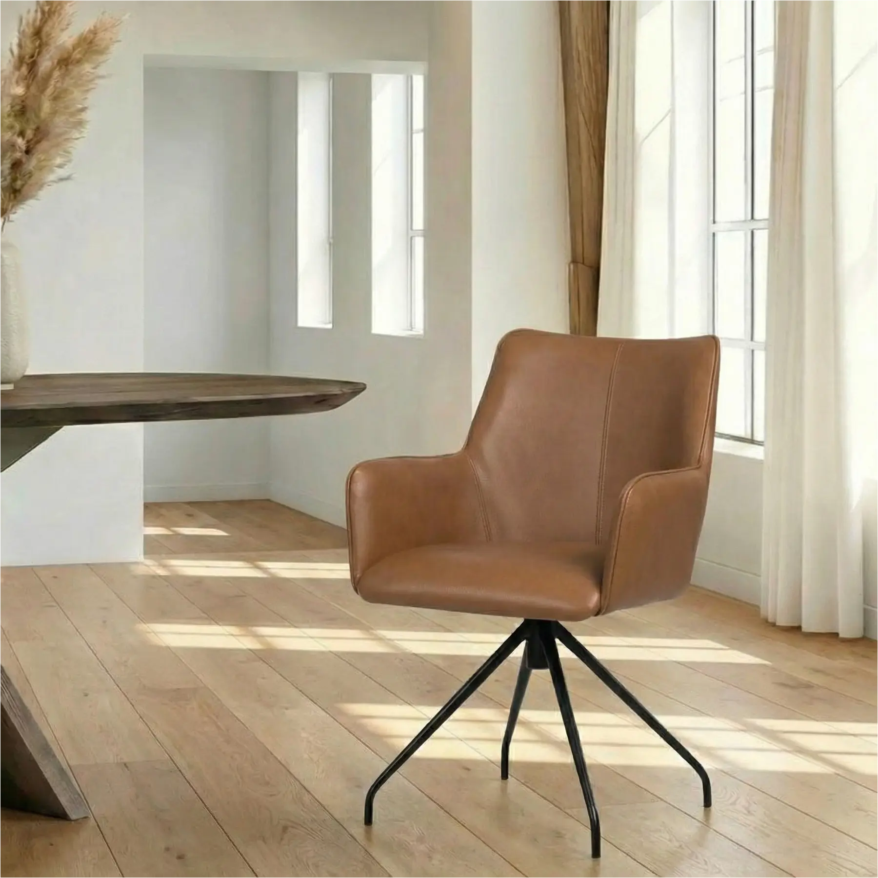 afbeelding van Leren draaibare eetkamerstoel Wave - Granada Sahara (cognac) - Spinpoot staal rond zwart