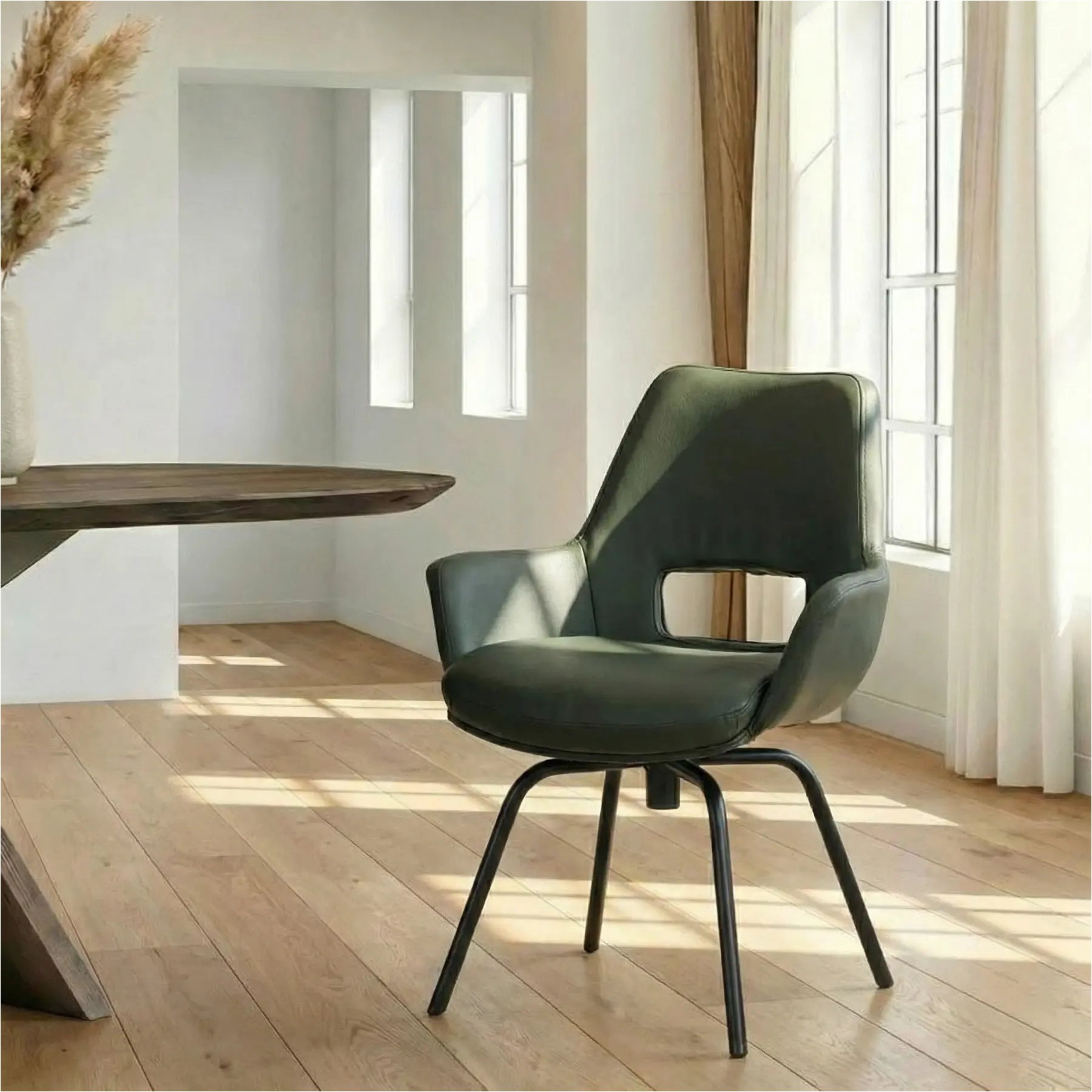 afbeelding van Leren draaibare eetkamerstoel Zippy - Toledo Verde (donkergroen) - Spinpoot staal rond zwart