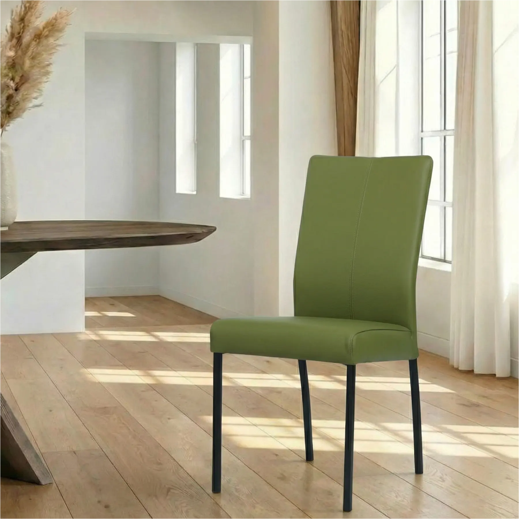 afbeelding van Leren eetkamerstoel Comfort - Toledo Apple Green (groen) - Poten staal vierkant zwart